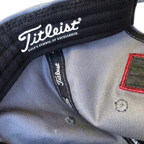 TITLEIST Pro V1 Golf Hat Men's Grey Moisture Wicking Adjustable Cap Lightweight - Picture 3 of 9